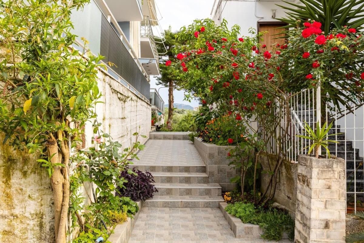 Seaside Family Haven - Avia'S Spacious Getaway Eksteriør bilde